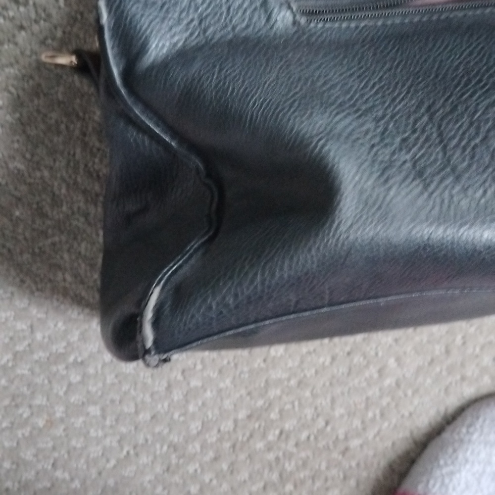Purse - Picture 9 of 9